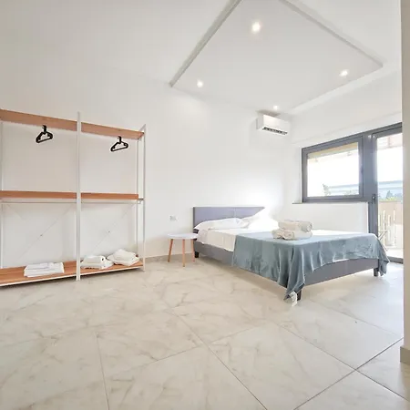 Dimora Re Umberto Apartament Bari