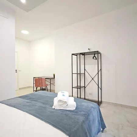 Dimora Re Umberto Διαμέρισμα Μπάρι